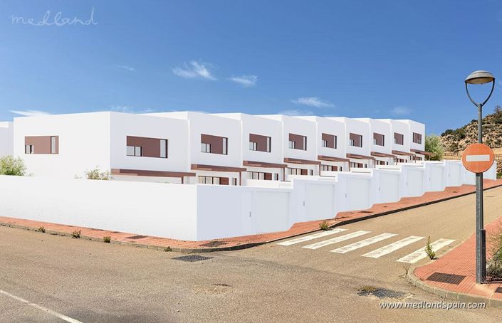 Image No.4-3 Bed Townhouse for sale