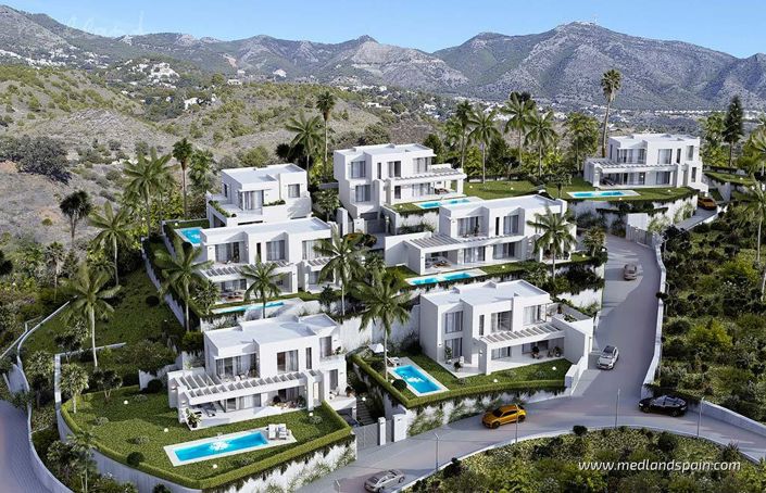 Image No.2-4 Bed Villa for sale