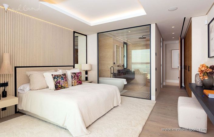 Image No.12-4 Bed Apartment for sale