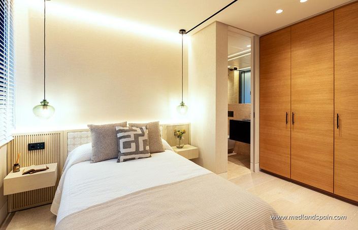 Image No.14-3 Bed Apartment for sale