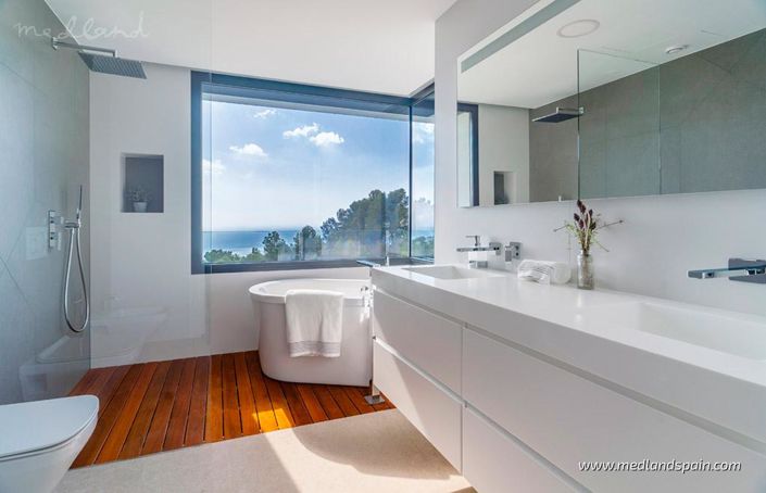 Image No.12-3 Bed Villa for sale