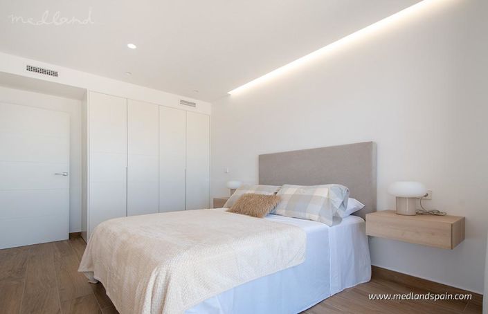 Image No.7-3 Bed Townhouse for sale