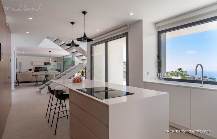 Image No.5-3 Bed Villa for sale