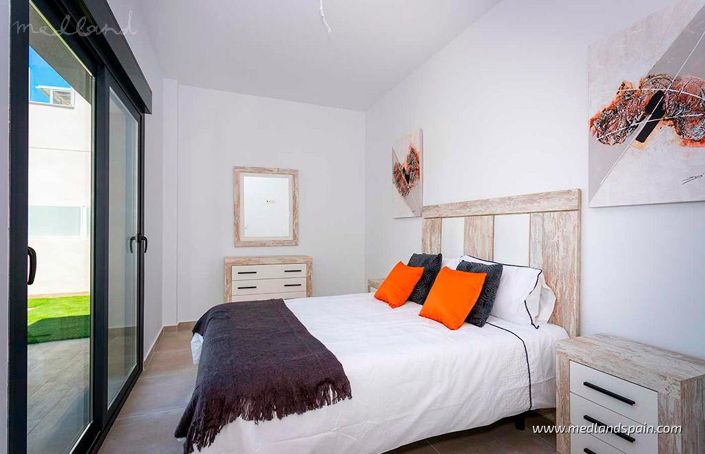 Image No.8-3 Bed Villa for sale