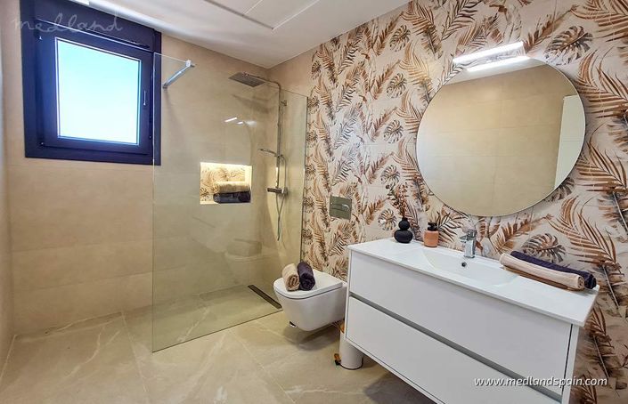 Image No.13-3 Bed Villa for sale