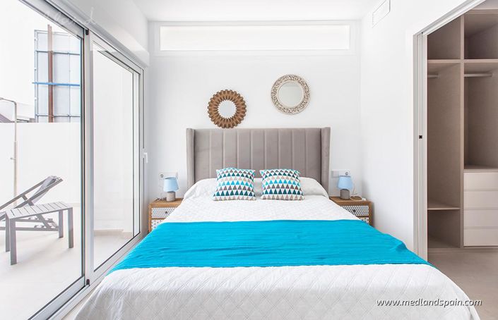 Image No.10-3 Bed Villa for sale