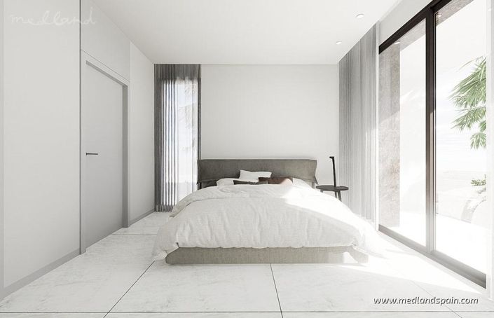 Image No.8-4 Bed Villa for sale