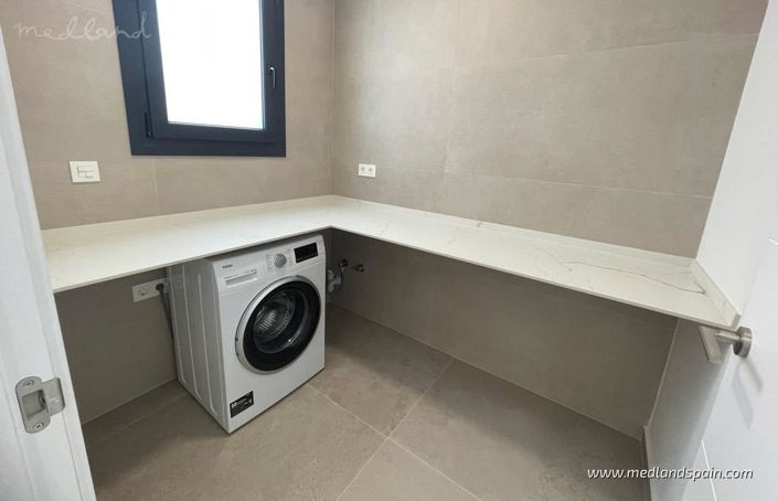 Image No.14-3 Bed Villa for sale