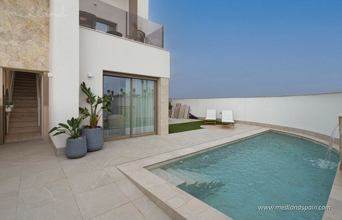 Image No.3-3 Bed Villa for sale