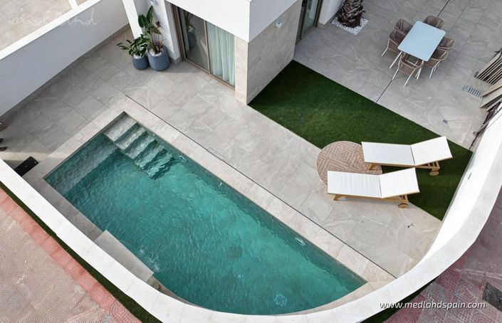 Image No.5-3 Bed Villa for sale