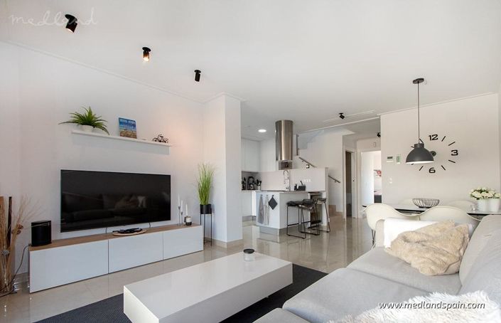 Image No.4-3 Bed Townhouse for sale