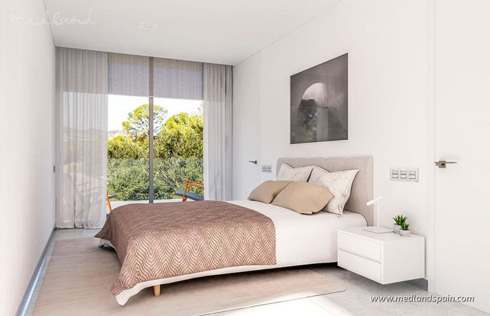 Image No.8-3 Bed Villa for sale