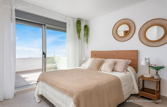 Image No.8-3 Bed Apartment for sale