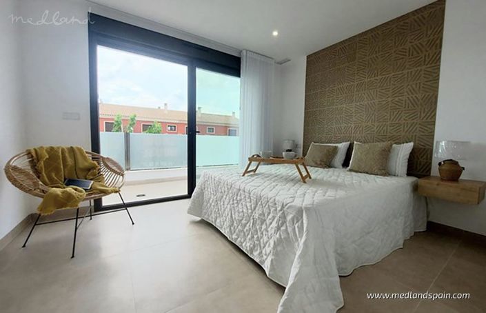 Image No.9-3 Bed Villa for sale