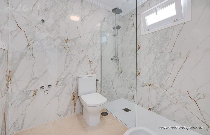 Image No.9-Villa de 3 chambres à vendre à Alicante