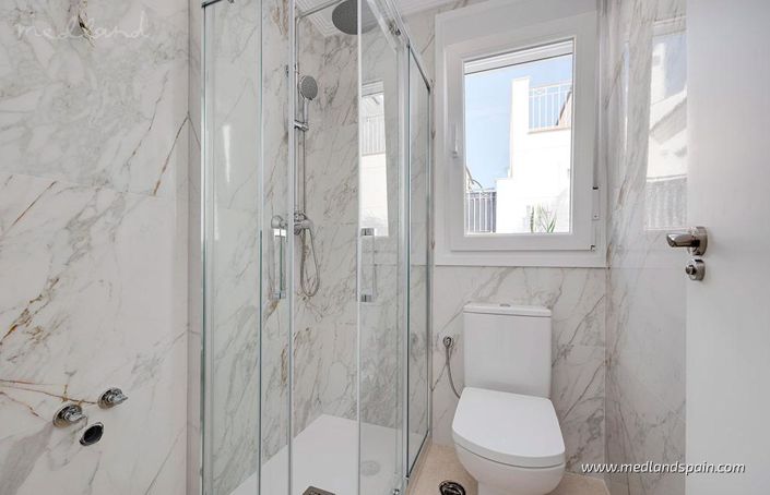 Image No.7-Villa de 2 chambres à vendre à Alicante