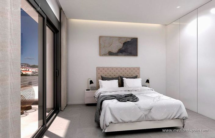 Image No.9-3 Bed Villa for sale