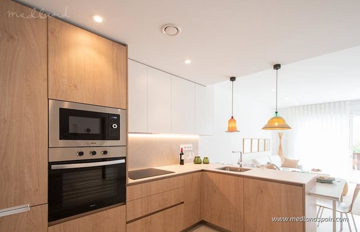 Image No.8-3 Bed Apartment for sale