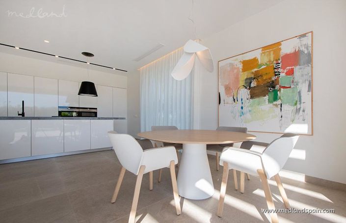 Image No.8-3 Bed Villa for sale