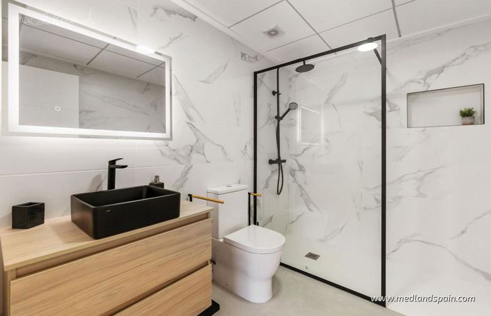 Image No.7-3 Bed Villa for sale