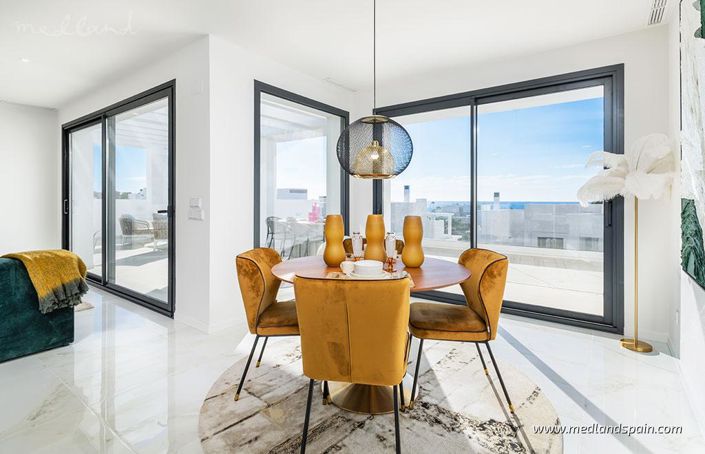 Image No.8-3 Bed Apartment for sale