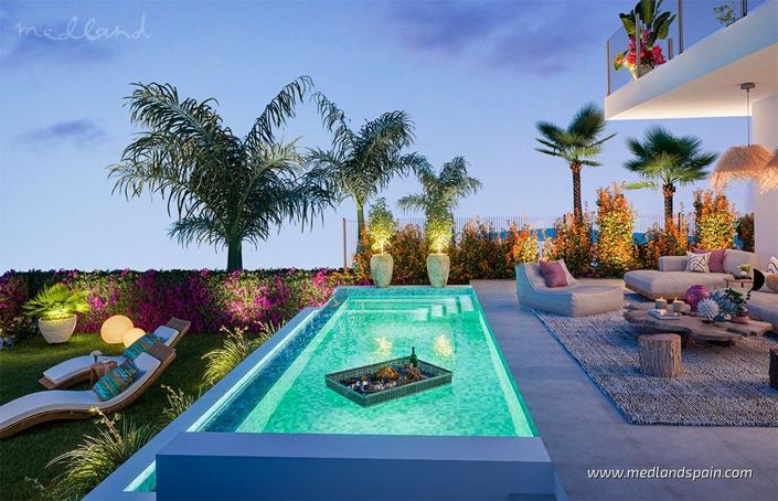 Image No.11-4 Bed Townhouse for sale