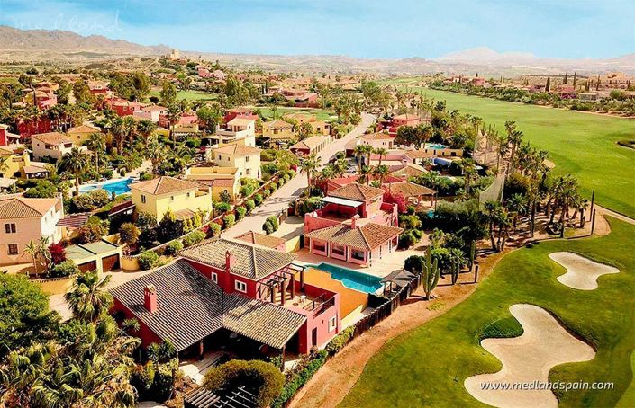 Image No.14-3 Bed Villa for sale