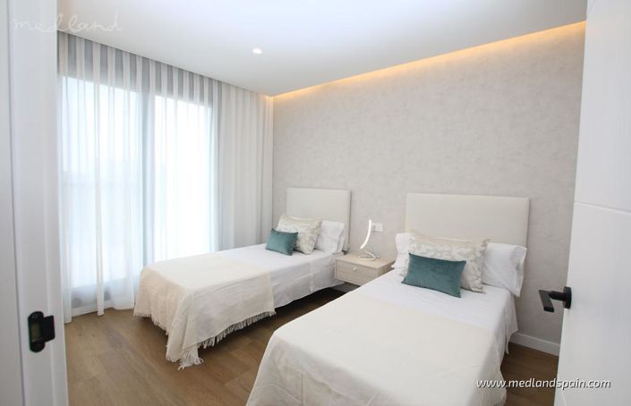 Image No.10-3 Bed Villa for sale