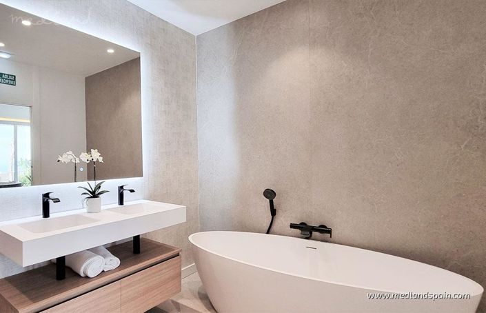 Image No.13-3 Bed Villa for sale