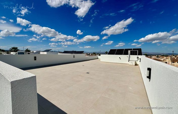 Image No.12-3 Bed Villa for sale