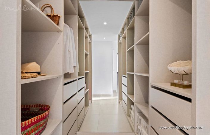 Image No.6-3 Bed Villa for sale