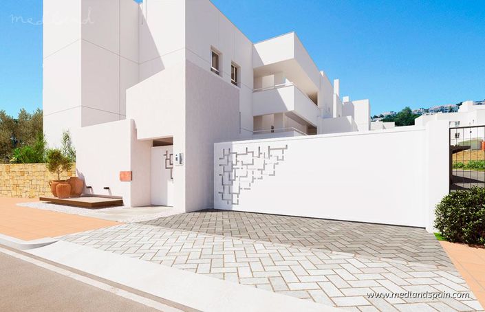 Image No.7-3 Bed Apartment for sale