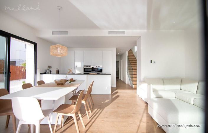 Image No.3-3 Bed Villa for sale