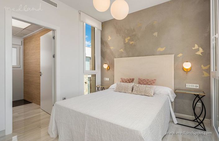 Image No.12-3 Bed Villa for sale