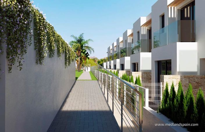 Image No.6-3 Bed Townhouse for sale