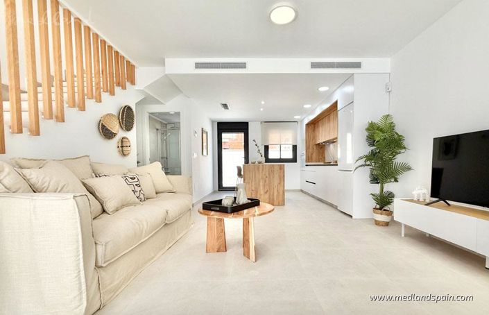 Image No.6-2 Bed Townhouse for sale