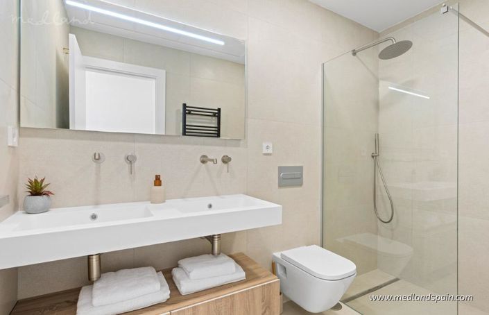 Image No.6-3 Bed Villa for sale