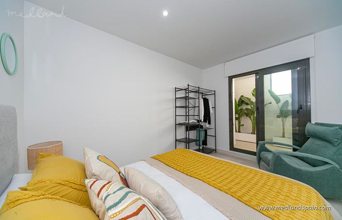 Image No.9-2 Bed Apartment for sale