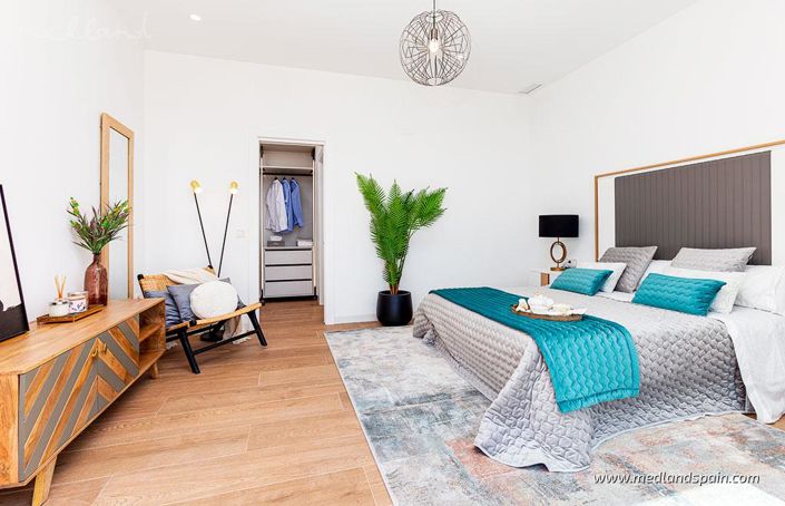 Image No.7-3 Bed Villa for sale