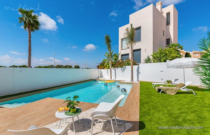 Image No.11-4 Bed Villa for sale