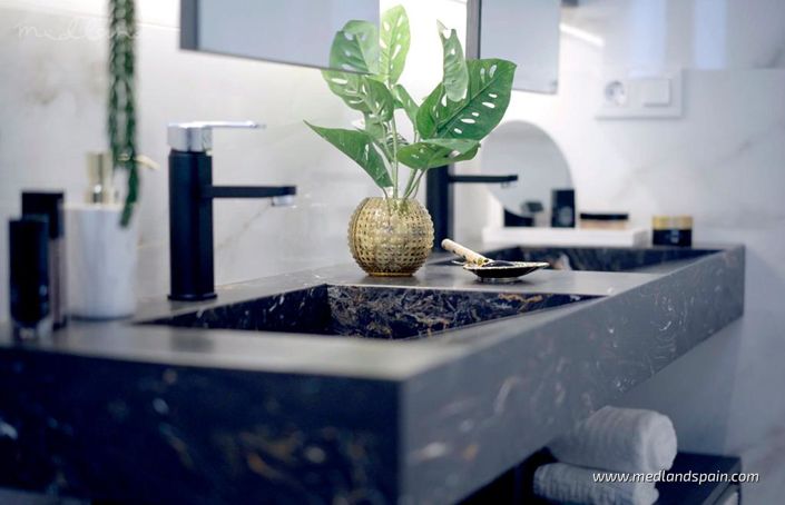 Image No.7-4 Bed Villa for sale