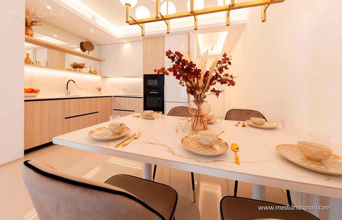 Image No.10-3 Bed Apartment for sale