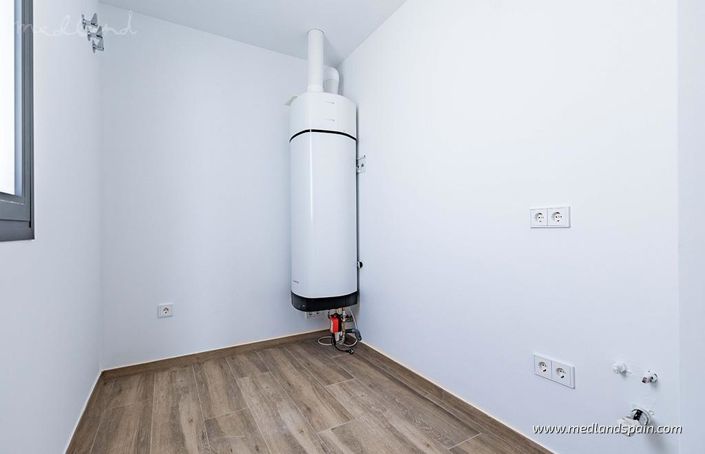 Image No.14-3 Bed Villa for sale