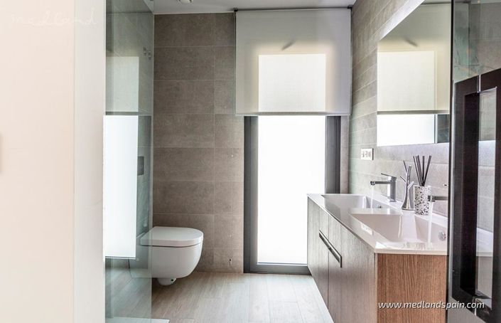 Image No.13-4 Bed Villa for sale