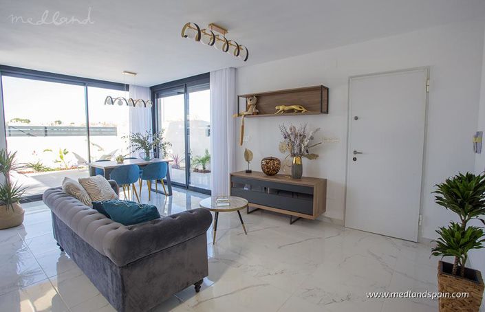 Image No.4-3 Bed Villa for sale