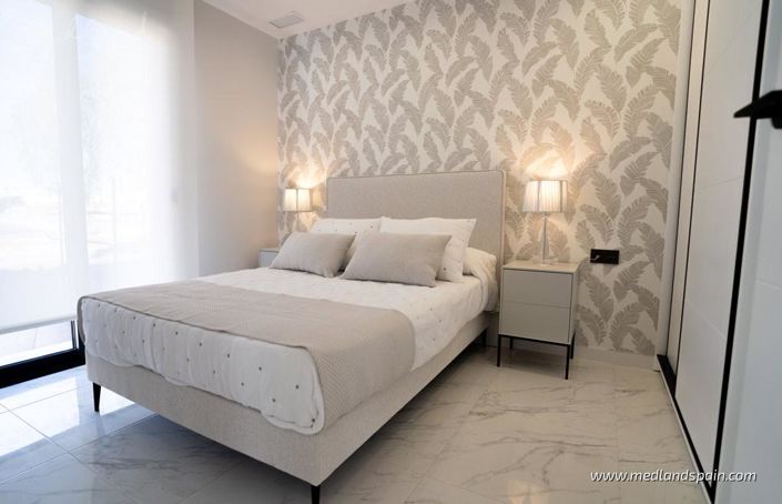 Image No.4-2 Bed Apartment for sale