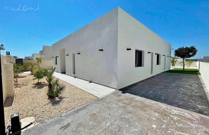 Image No.14-3 Bed Villa for sale