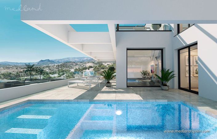 Image No.2-3 Bed Villa for sale