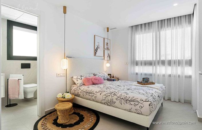 Image No.12-3 Bed Villa for sale