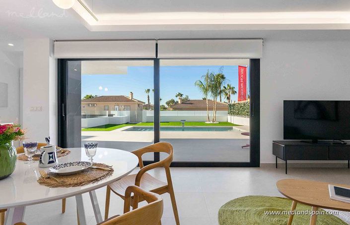 Image No.4-3 Bed Villa for sale